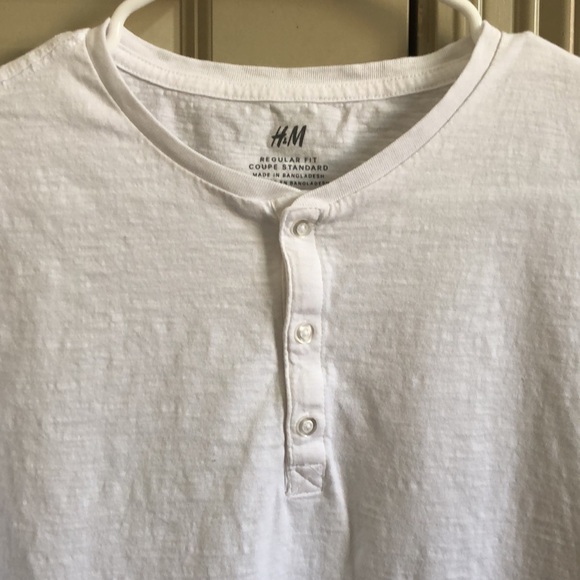 H&M Casual Tee - Picture 2 of 4